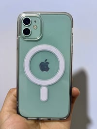 ايفون 11 جهاز بلادي وتر نظيف جدا ذاكره 64 بطاريه 70 بدون صرف جهاز بي ه...