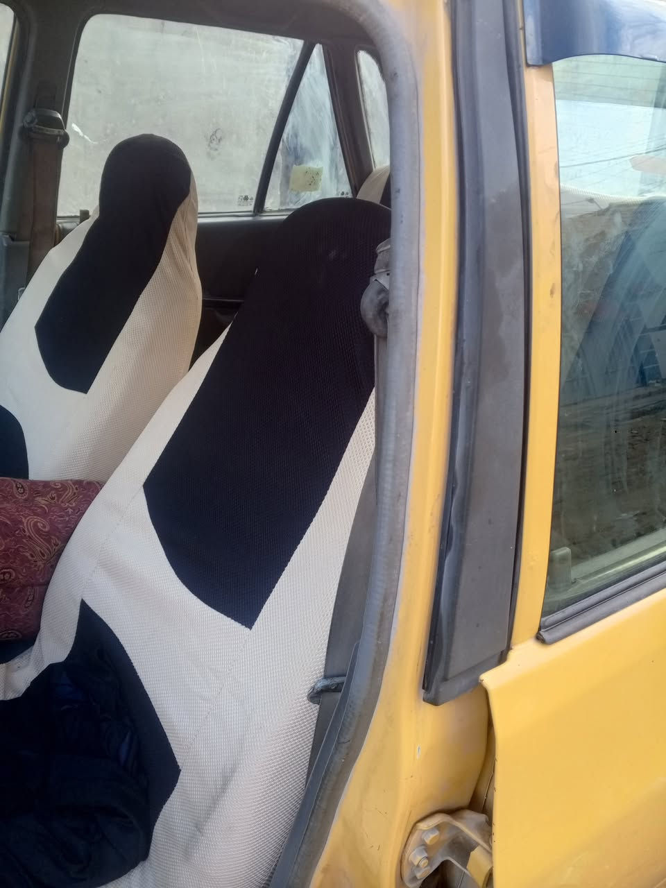 سايبه للبيع كير ومكينه نضاف بور حداديه نضيفه 
راعيه بغداد ماواصله بيع ابيع عل اهل هاذه العنوان نجف سعر ب 6ورقات ***********
