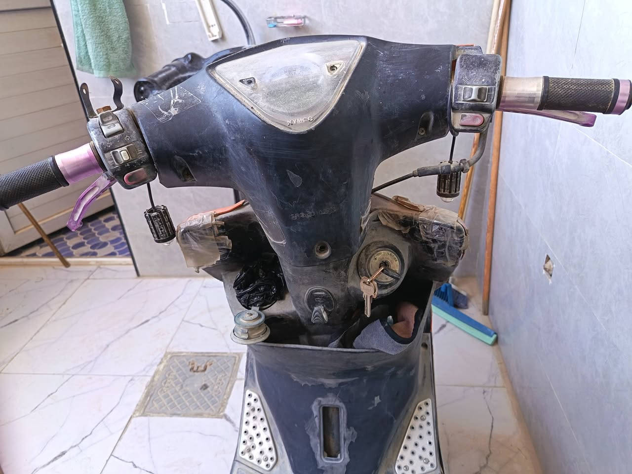 السلام عليكم
كامكو G5 للبيع  مكينه كايمه   وباتري عاطل   والكفر كدامك
 السعر 225 وبيه مجال


**إذا كنت صاحب هذا الإعلان وتريد حذفه لأي سبب، رجاءا أرسل رسالة إلى الدعم الفني**