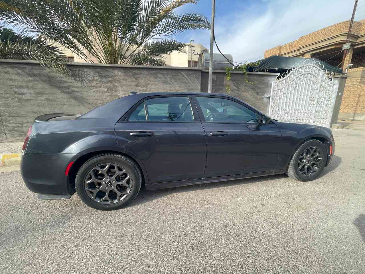 اوباما s300 2017

كير ومحرك كفاله عامه 

ماشيه 120 استخدام شخصي جدا نضيفه

ويل 20 فورويل 

رقم بغداد تحويل مباشر

راعيها بل ديره 

كير موس شفتات ستيرن فول عدا الفتحه

تبريد تدفئه كلها شغاله

بدون ضرر فقط قبق الجنطا بي رش بسيطه

السعر 210وبيها مجال

مكان الأنبار القائم مقابل مجمع المصطفى 

معرض الحافظ لتجارة السيارات 

رقم ***********☎️
