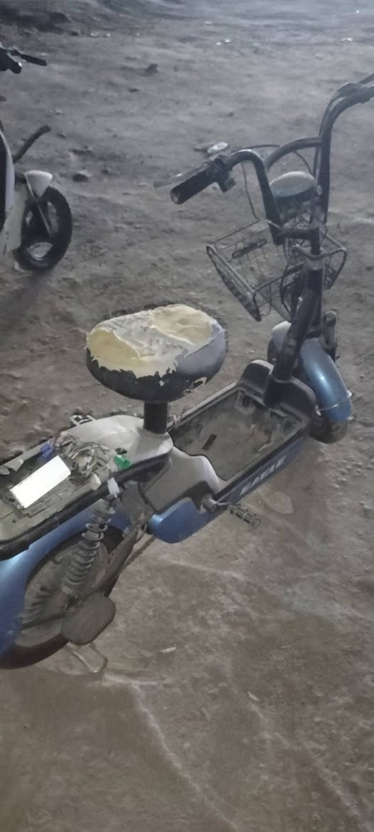 السلام عليكم
بايسكل شحن حجم مثل ما موضح بلصوره نقص بطاريات وحساس ملف (السعر50 مابي كل مجال). 

الموقع كربلاء الحر الصغير 

رقمي: ***********
