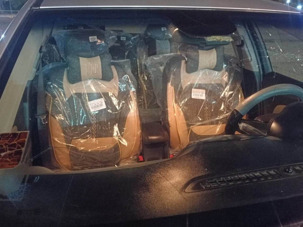 كروز موديل 2016 خليجي فول مواصفات اعلى فئه بالكروز محرك 1800
كشنات جلد تحكمات استيرن تثبيت سرعه شاشه اعطال بصمه تشغيل + بصمه ٤ بيبان 
حساسات مري + حساسات بالدعاميه سياره جديده كامله من كلشي ماشيه 140 كيلو km
مابيها نقص منضومه تبريد ومنضومه ماء جديده مال شركه تخم تاير جديد الماني بيها ٤ قطع صبغ اثر شخوط 
رقم بغداد مكاني بغداد البياع  
موبايل ***********
*********** 
السعر 87 $ 
*********** واتساب بغداد, العراق
