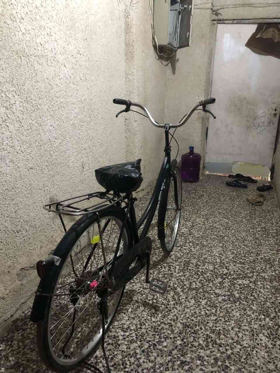 سلام عليكم ورحمة الله وبركاته باسكل بناتي كامل مكمل جديد تأخذه ولا ربع تصرف علي ها المو شراي ليتعبني السعر ٧٥ وبي مجال حك الجيه والمكان الغزاليه شارع المركز لاستفسار الرقم ***********
