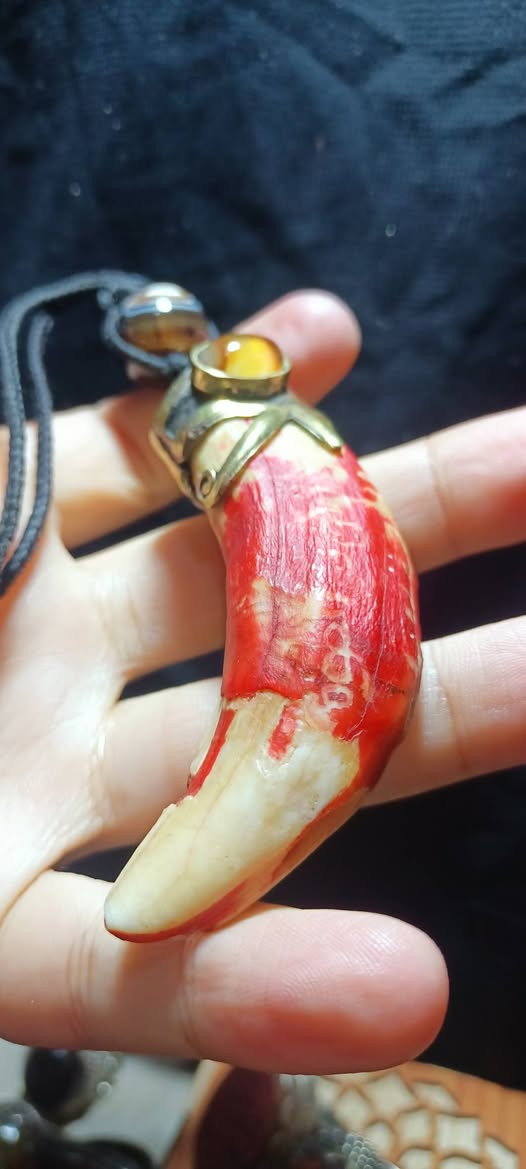 بسم الله الرحمن الرحيم والصلاة والسلام على رسول الله 

أنتيكة من ناب الجمل القديم ⚡📿 تطعيم سليماني طبقي

يماني 👑 وشرف الشمس 👑👑 وعين صريحة من

 الداوودي اليمنيي العين الصريحة ⚡⚡📿.....

للتواصل للجاد فقط فضلا وليس أمرا واتساب 

01012576395


**إذا كنت صاحب هذا الإعلان وتريد حذفه لأي سبب، رجاءا أرسل رسالة إلى الدعم الفني**