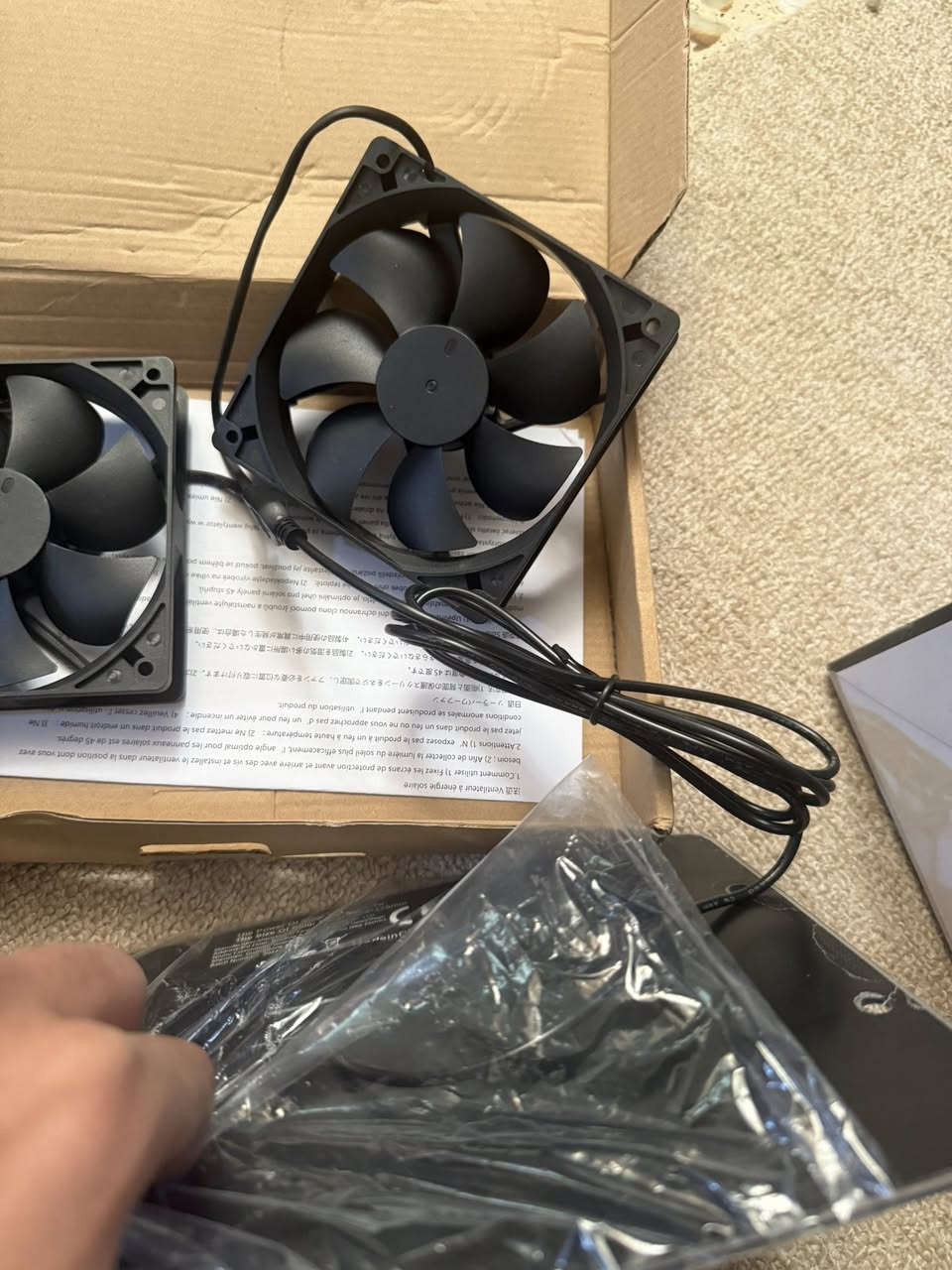 مراوح ثنين طاقه شمسيه مع كامل ملحقاتهن وترتيباتهن  سعرك وبلعافيه عليك


**إذا كنت صاحب هذا الإعلان وتريد حذفه لأي سبب، رجاءا أرسل رسالة إلى الدعم الفني**