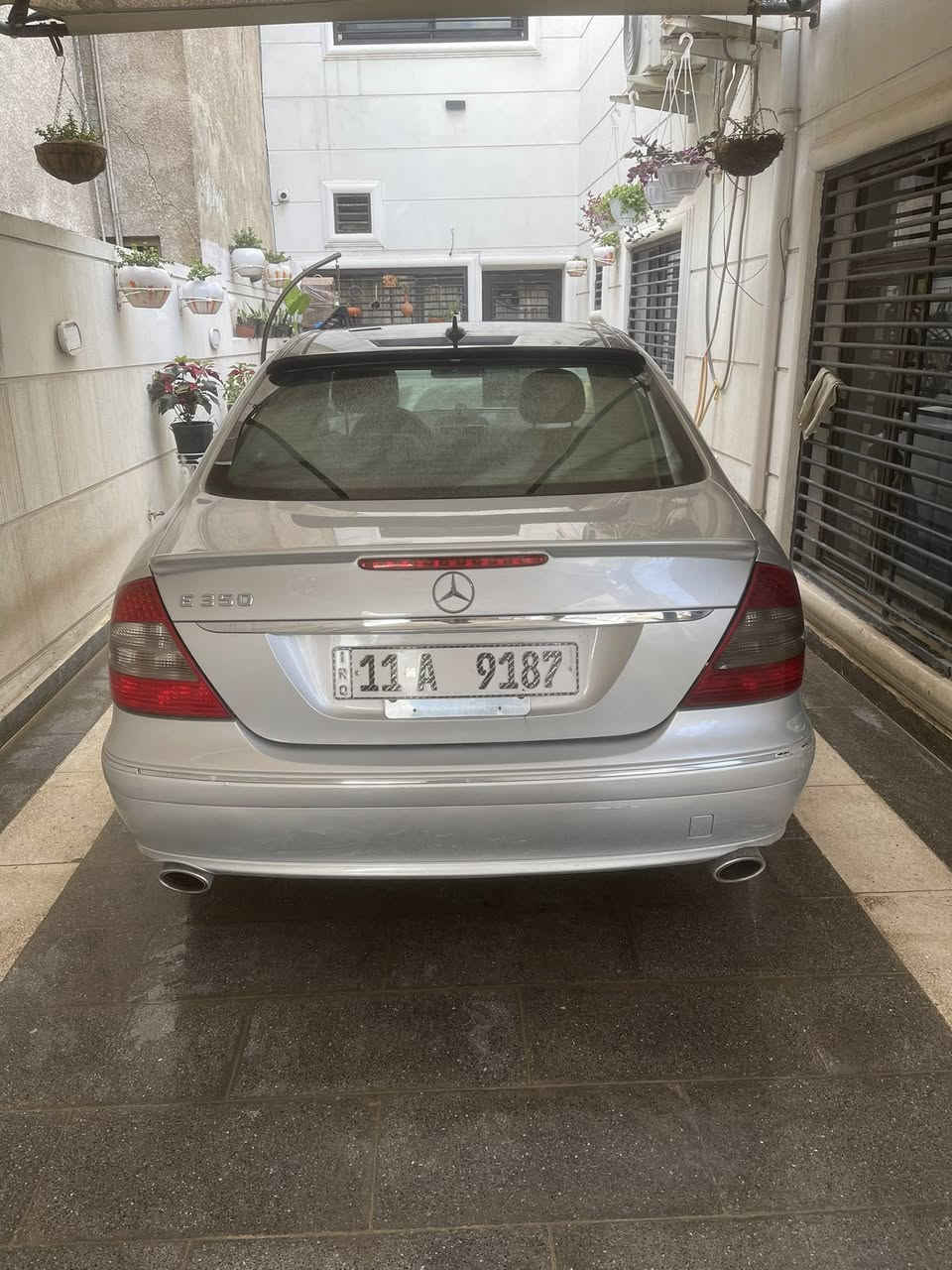 السلام عليكم
مرسيدس w211 350 
2008 فورماتك 
ماشية 190 الف 
وارد امريكي حادثها باب السايق و الوراه 
وبيها صبغ جاملغ امامي و خلفي 
للبيع ب 155 
***********
