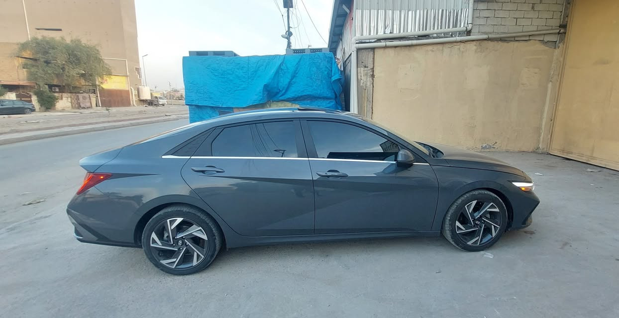 سلام عليكم اخوان 
النترا موديل ٢٠٢٥ ماشية ١٤ الف قابل للزيادة فول مواصافت حادث بارد كد شبر حافة البنيد شرط سونار موجود ايرباك دركة طاك سيارة جديدة وفول مواصفات مكينة ٢٠٠٠ دوش منفيس بسمي 
مكاني بغداد
السعر 168 وبيها مجال تفاصيل اكثر
هاتف *********** 
يوجد وات ساب
