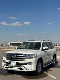 لاندكروز 17 بريميه أصل فول  معروفه مواصفات البريم  V6 كفاله رقم بغداد ...