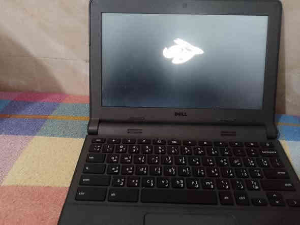 حاسبه للبيع شغاله ونضيفه وحلوه سعره 50الف 
***********
