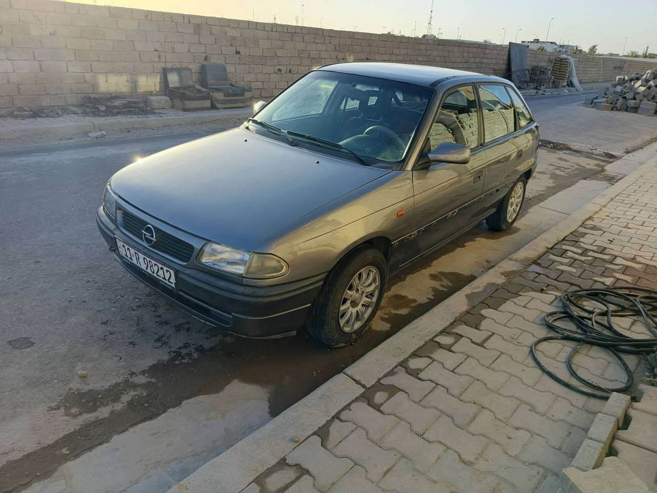 اوبل استرا (١٩٩٥) للبيع رقم بغداد بسمي
كير و مكينة وكشر مكفولة سيارة جاهزة ما بيها نقص بدون ضربة
ملاحظة ( مصبوغة جمالية )
***********
