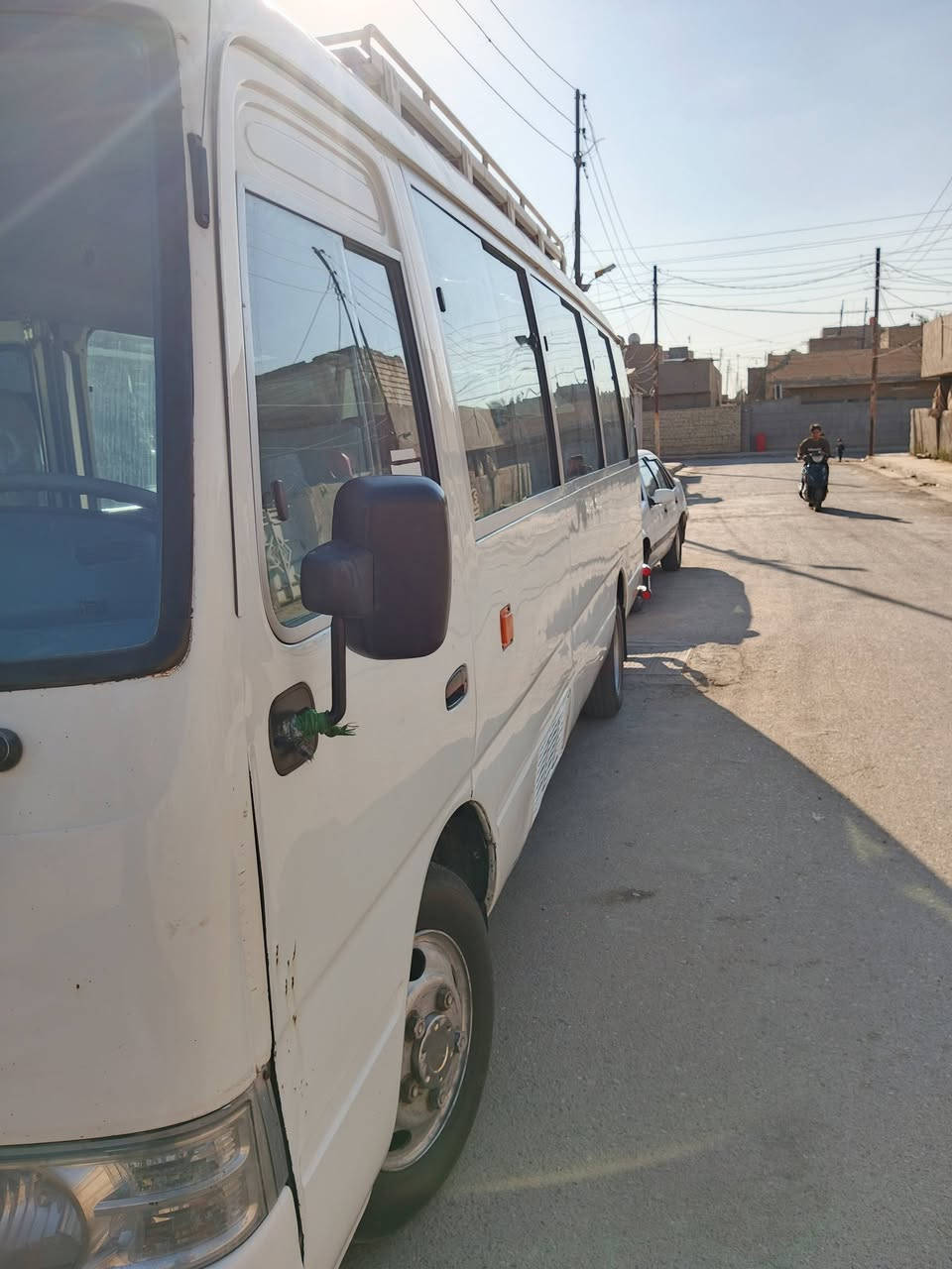 السلام عليكم اخوان كوستر2007للبيع رقم بصرةمكينة وكير خير من الله فقط الاكسن بي بداية ونة التفاصيل أكثر الاتصال على الرقم *********** السعر 195وبي مجال قليل حك الجية
