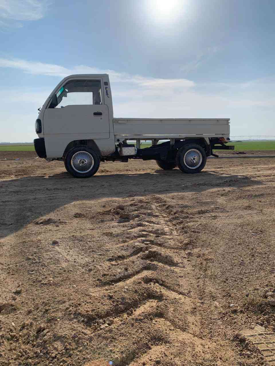 للبيع موديل 2006 اوراق كامله تخم تاير جديد كهربائيات كله شغاله محرك شرط السعر 17 $ وبيه مجال


**إذا كنت صاحب هذا الإعلان وتريد حذفه لأي سبب، رجاءا أرسل رسالة إلى الدعم الفني**