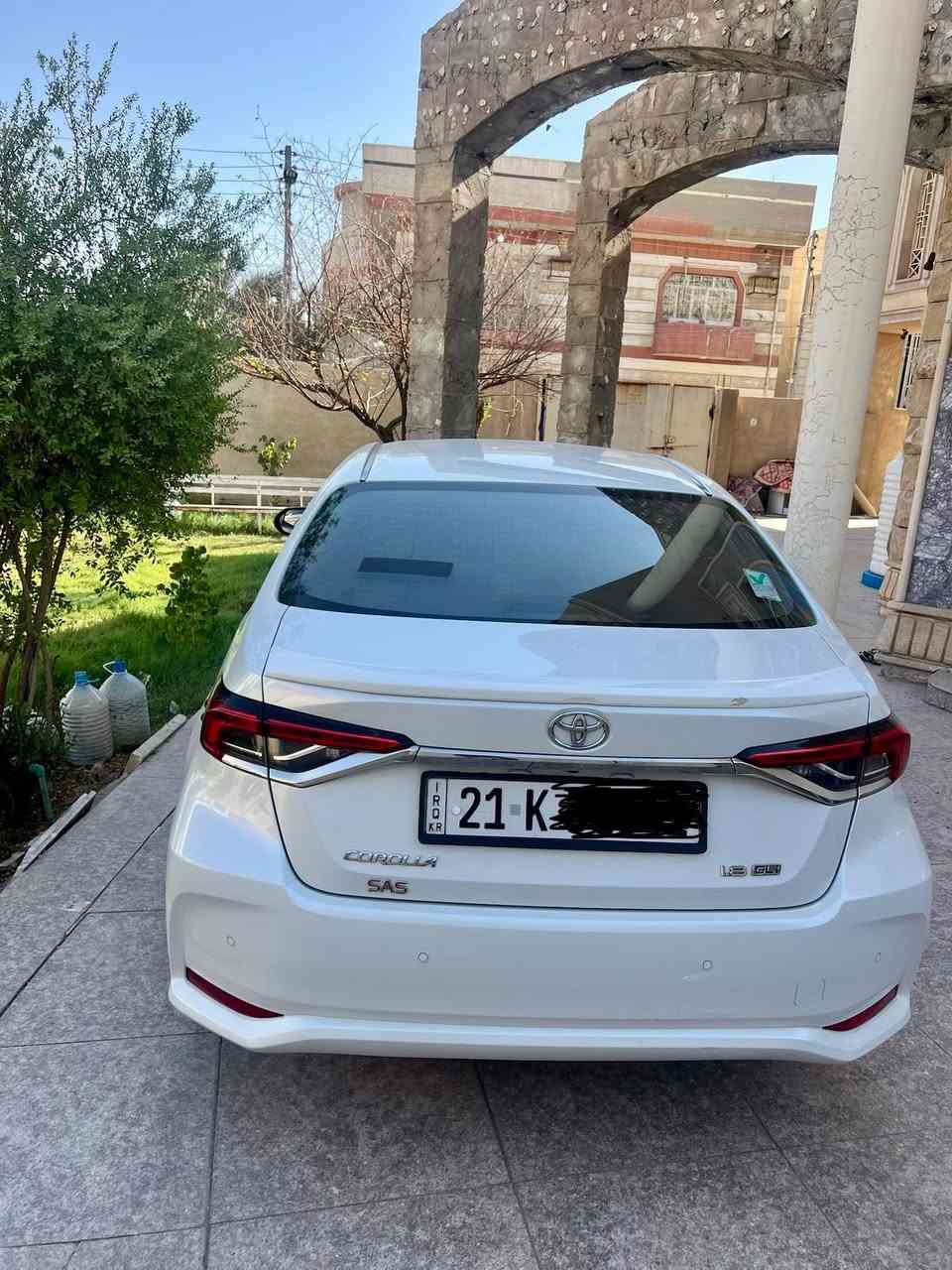 السلام عليكم 
كورولا 2023 خليجي وكالة ساس 
كفاله عامة كلشي على وضع الشركة 
عداد الكيلومتر : 39 الف كم
رقم سليمانية بأسمي تحويل 
هزة + براد قبل سبوع كملتها 
السيارة نظيفة جداً استخدام قليل , تخم اطارات جديد مع تبديل دهن وكالة ميتاسو مع جميع الفلاتر 
للتواصل : ***********
السعر : 178$
المكان : البصرة - حي الخضراء
