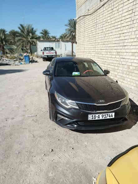 سلام عليكم ومرخصت الادمن
اوبتيما مديل (19) لون فيلي /بسمي رقم نكليزي تحويل ثاني يوم /سيارا ليبل 1
مامبدل بيه كلشي 
حادثه جاملغ الخلفي وقبق جنطه وبارد بل باب بصيط كلش 
مكفوله من لكص من شواصي ولغود ومحرك وكير كله كفاله 
كير طيارا 
تحكمات ستيرن 
3انضمه قيادا 
مانع النزلاق 
مثبت سرعه 
رادارات خلفي ومامي ونقاط عميه 
اشارا بل مري سبورت ايكو تيرات جدد 
حداديه كله فول مواصفات سيارا ماذب فلس عليه لايتات زنون  سعر 138وبيه مجال رقم ***********
