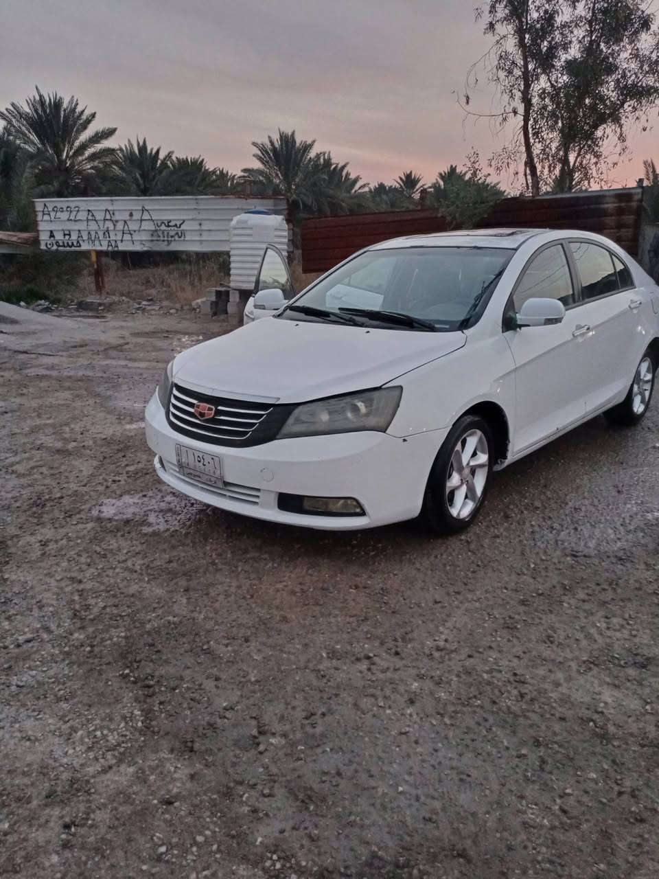 جيلي ام كراند موديل 12 رقم كربلاء
محوره مكينه وكير كورلا مكفوله من الضربه بيها بنيد طاير 
مكانها ديوانيه


**إذا كنت صاحب هذا الإعلان وتريد حذفه لأي سبب، رجاءا أرسل رسالة إلى الدعم الفني**