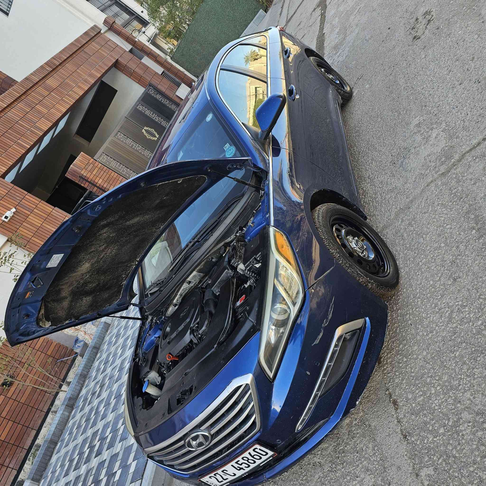 السلام عليكم سوناته موديل 2015  وارد امريكي صور الحادث مرفوقة حجم المحرك 2400 سيارة رقم شمالي بسمي تحويل ثاني يوم  سيارة جاهزة اي نقص ما بيه ماشيه 100 سعر 107 وبيه مجال مكان بغداد البلديات رقم الهاتف ***********
