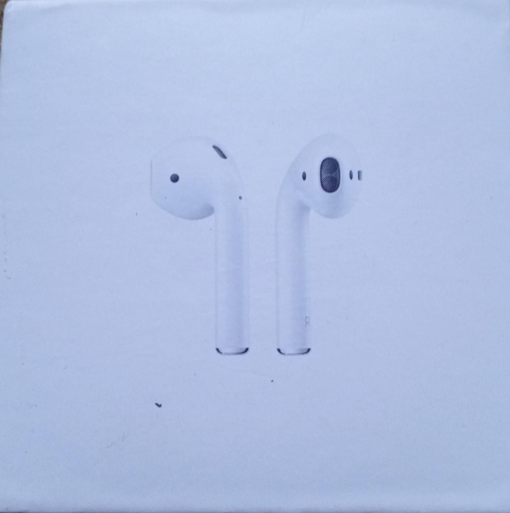 ايبربود لايفون وشحنه مالته يقوم
السعر 5 الاف 🔥 
حجز والاستفتسار واتساب 
***********📱
يوجد خدمة توصيل 🚕 
محافظات 5 الف 
بابل المسيب 3 الف 
المسيب حي العسكري 🏍️ مجاني
