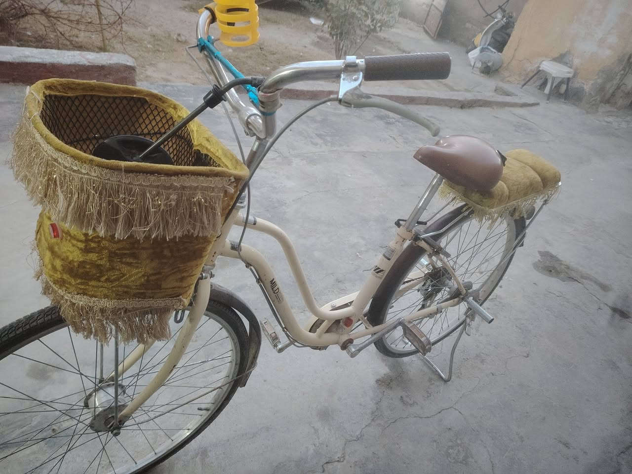 السلام عليكم
باسكل موزه حلو. مجمبز وكامل واي شي ماناقصه كبل تصعد وتطلع بي وسعره مناسب مكان كربلاء الأمن الداخلي ***********
