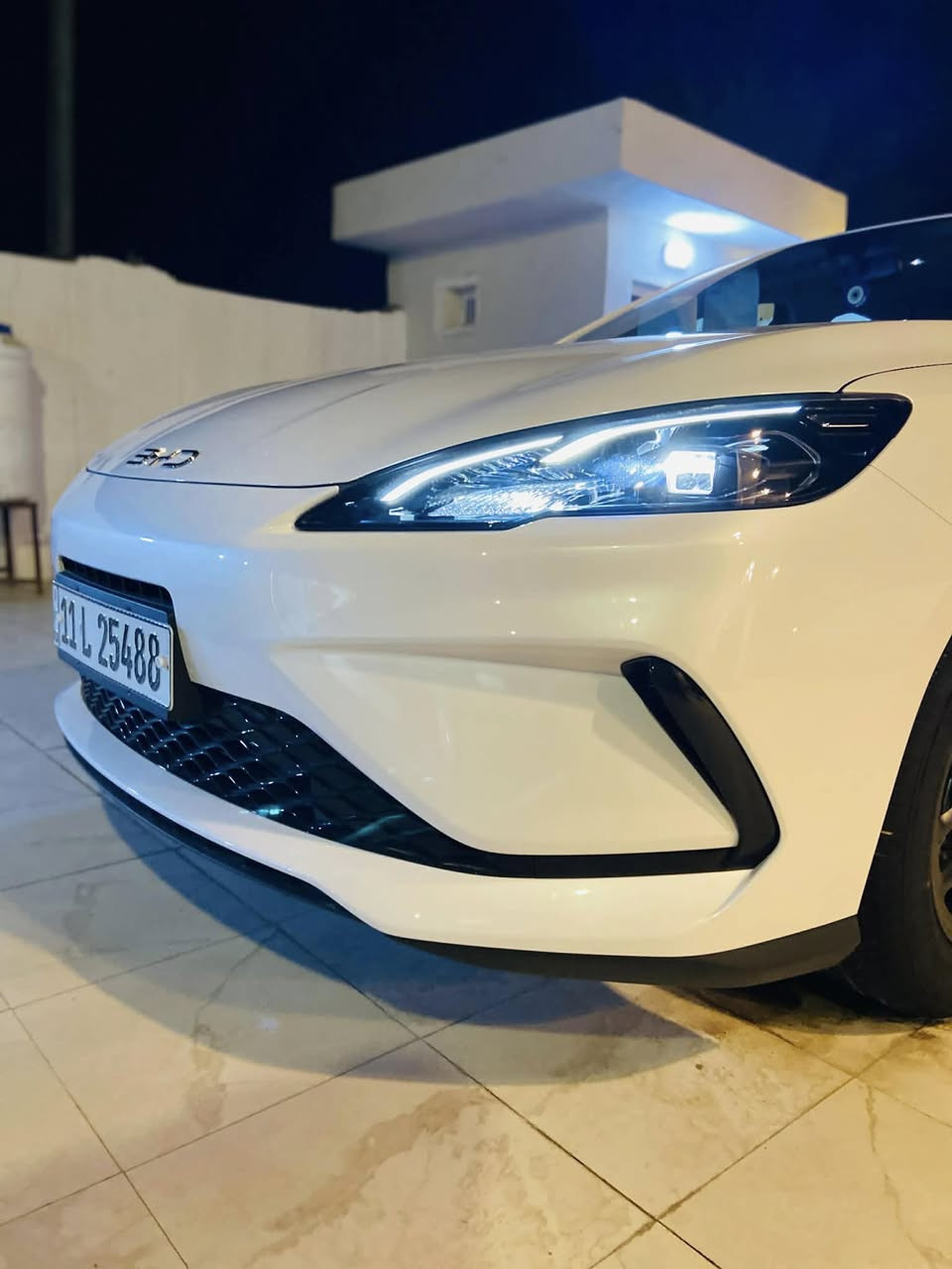 السلام عليكم بي وايدي سيل فايف 2025سياره زيرو بحاله الشركه ماشيه 900كيلو بس مرقم بغداد تحويل ثاني يوم مكاني ديوانيه سعر 130وبيه مجال لشراي 
***********//***********
