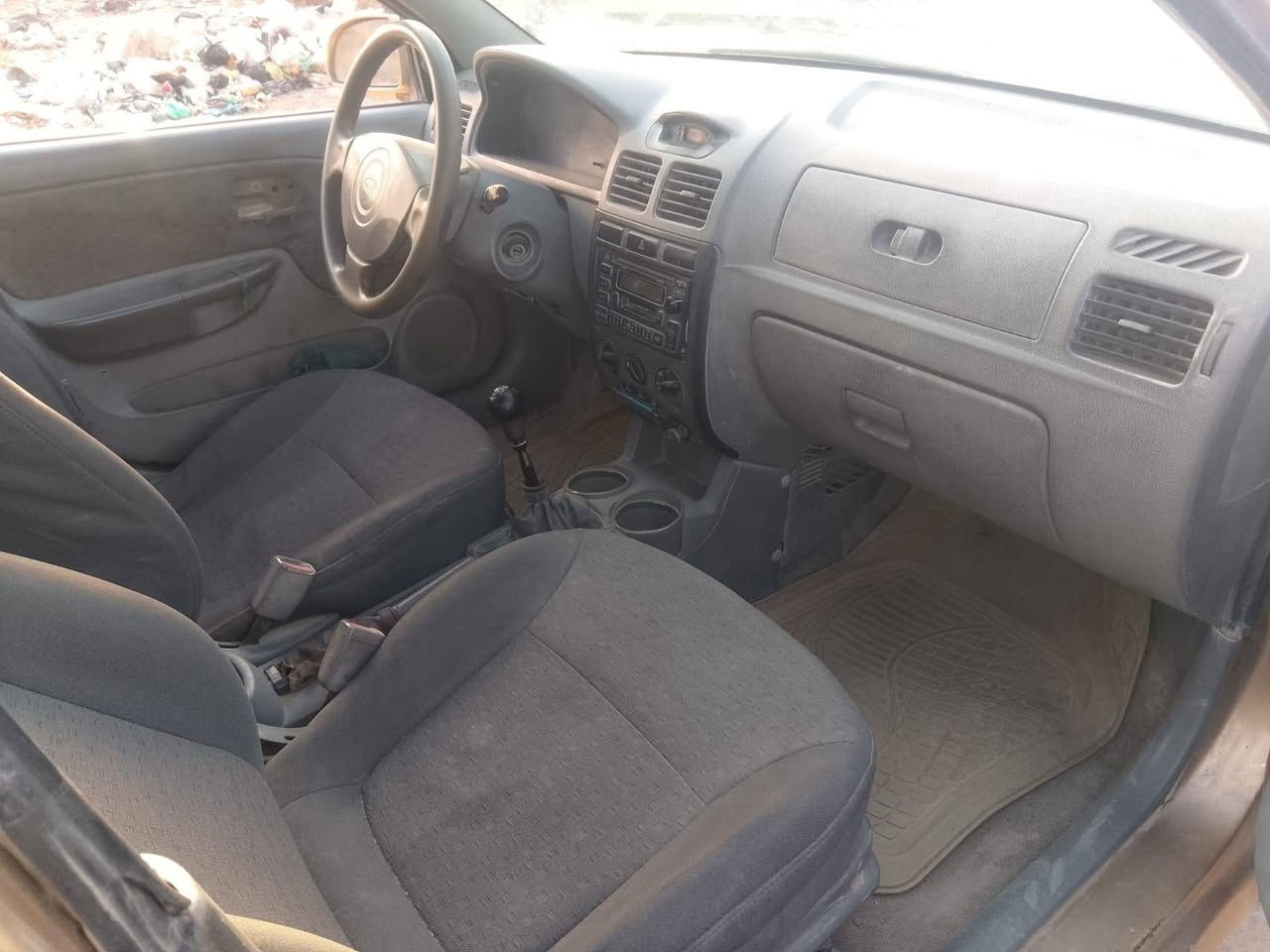 كيه ريو موديل ٢٠٤ سياره مكفوله من الضربه بس بيها خياس ر قم بصره سنويه عاج رقم صدامي
تبريد شغال مكينه وكير عادي
السعر ١٨ وبيها مجال بصيط
مكان شرط التحويل
لل استفسار الرقم ***********
*********** مكلف مكلف بل نشر
السياره الكرنه
