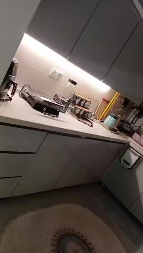 كاونتر للبيع حرف L  مرمر درجة اولى طبيعي طول ٣ امتار والسنك ١ متر مكلفني 18 ورقة. ورايده على 900 الف  وكارد مختص فتح وشد  العنوان بغداد حي الجهاد


**إذا كنت صاحب هذا الإعلان وتريد حذفه لأي سبب، رجاءا أرسل رسالة إلى الدعم الفني**