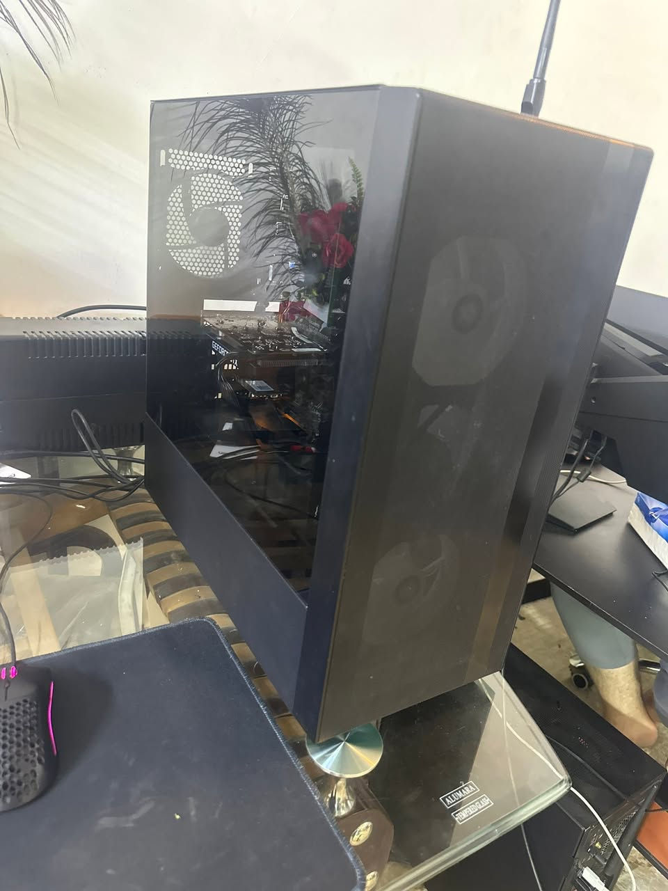 تجميعه للبيع  450الف وبيه مجال تدلل
i7 8700

z370 pd3 gigabite

GPU 2  gtx 1650 ddr6 OC
gpu intel uhd 630 4G

ram 8 G ddr4

ssd 120g 

wifi 4G 2.4GHZ

hdd 500g

ps 550w plus 80bronze

case cooler master 4فان..


**إذا كنت صاحب هذا الإعلان وتريد حذفه لأي سبب، رجاءا أرسل رسالة إلى الدعم الفني**