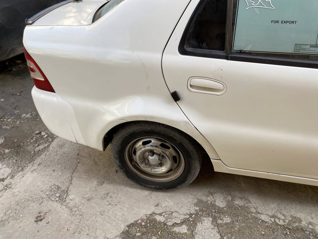 Ck 2013 كصه جديده كشنات عاليه طخم جديد تاير جديد مكينه وكير شرط لا صرف ولا نفخ شرط قطاره رقم نينوى تحويل من الشرعي ماشيه 100 الداخل مالها فول كدام العين ضررها جاملخ السكن معدل مو مبدل والبدنه معدله شاشه تدعم ويز مجاني كاربلاي سستم صوت كامل كاميرا خلفيه ليت زينون لدات ابيض السياره تأخذها ربع ماتصرف عليها تدفئه وتبريد شغال مري كهرب الجام الخلفي هيتر السياره وضع شركه بعدها سعرها 55 وبيها مجال ***********
