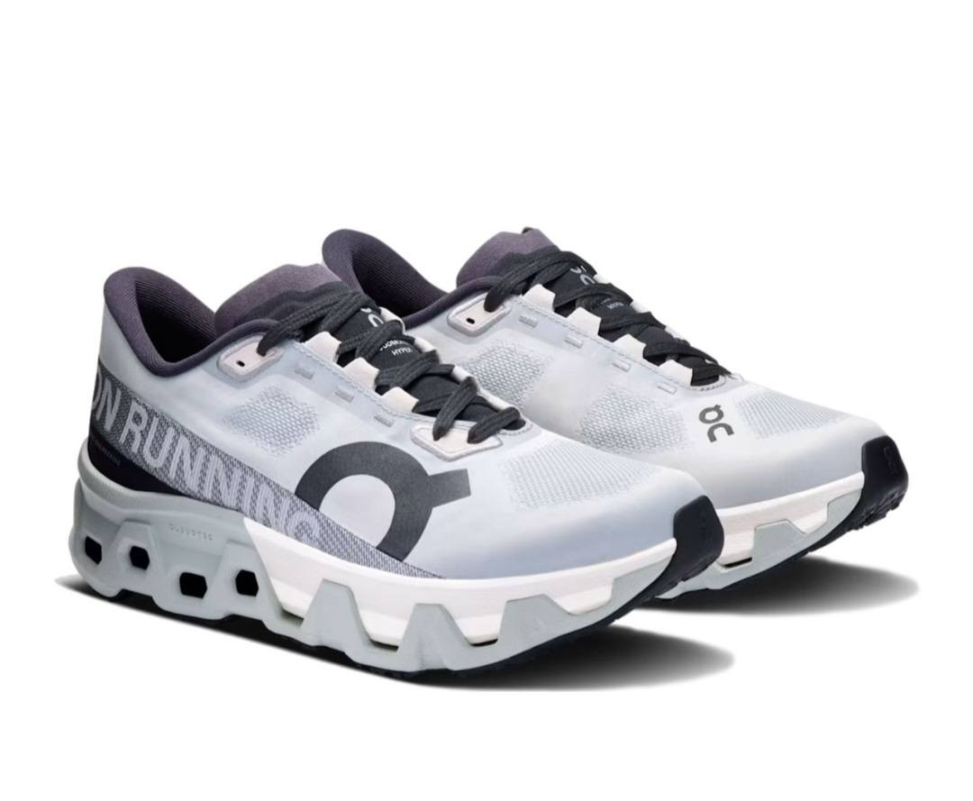 أون كلاود سويسري اورجينال 
غير مستخدم 
قياس 45 طول القدم 29
للمراسلة والاستفسار
واتساب ***********
