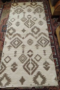 سجادة • للبيع