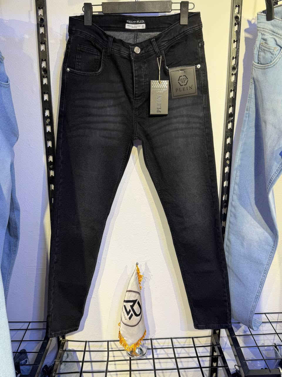 جديد مصنع AR JEANS 👖🔥
✅ الخامة: (MO 24) - فنش VIP. ✅ النظام: السرية 6 قطع (جملة فقط). ✅ متاح شحن لكل المحافظات والدول العربية. 🚛

📞 الاستفسار:  
https://wa.me/201035524231
01035524231 📱 تليجرام: 
https://t.me/+dO44kM4H-N1jMDU8

#اي_ار_جيندو #مصر #السعودية #الأردن #سوريا #السودان #ليبيا #العراق #الجزائر #المغرب #الكويت #الإمارات #تصدير #جينز_جملة #غزة


**إذا كنت صاحب هذا الإعلان وتريد حذفه لأي سبب، رجاءا أرسل رسالة إلى الدعم الفني**