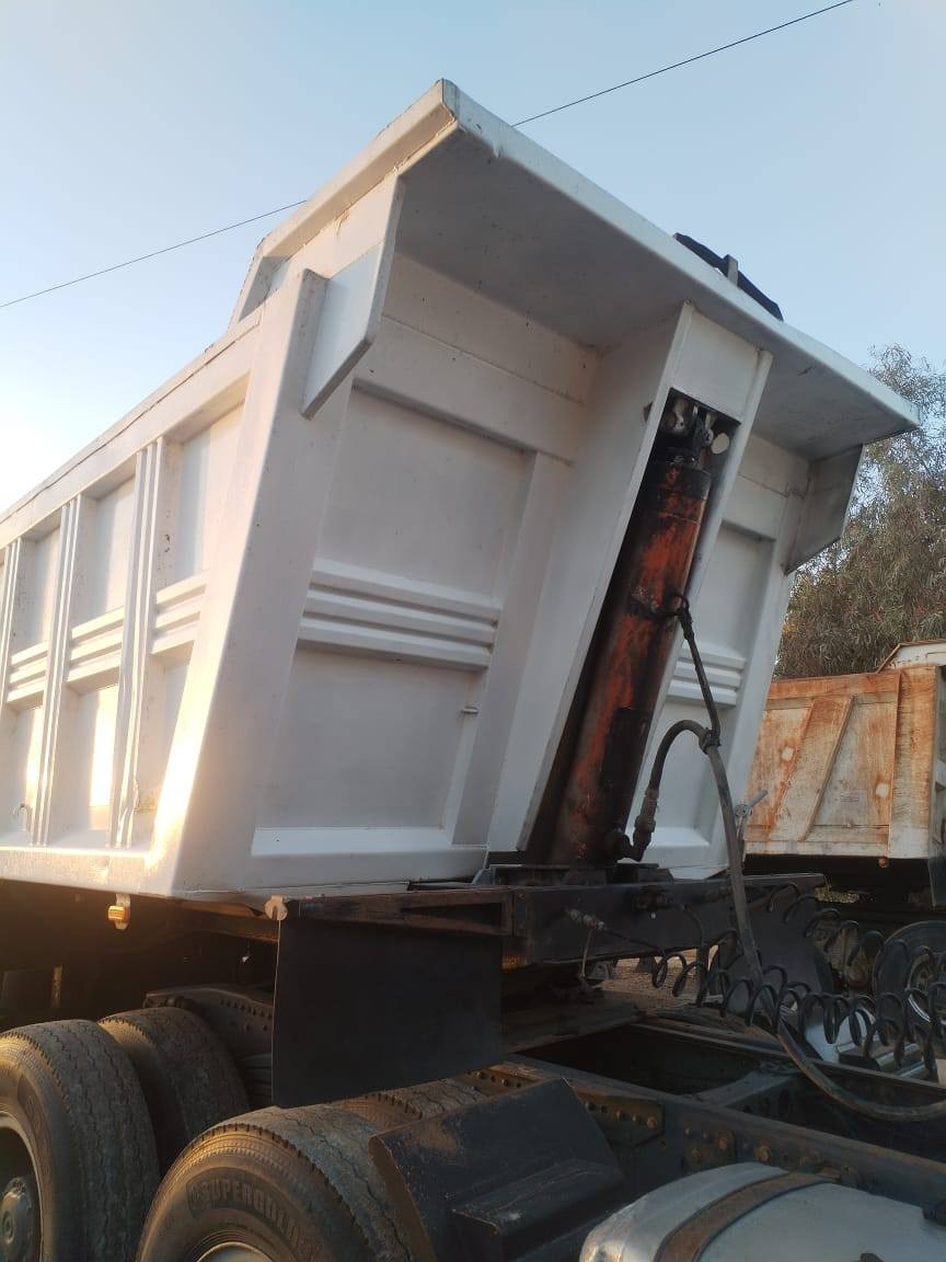 عربانه علم للبيع مكفوله 31 متر تخم تاير 
4 محاور اتصال ***********
