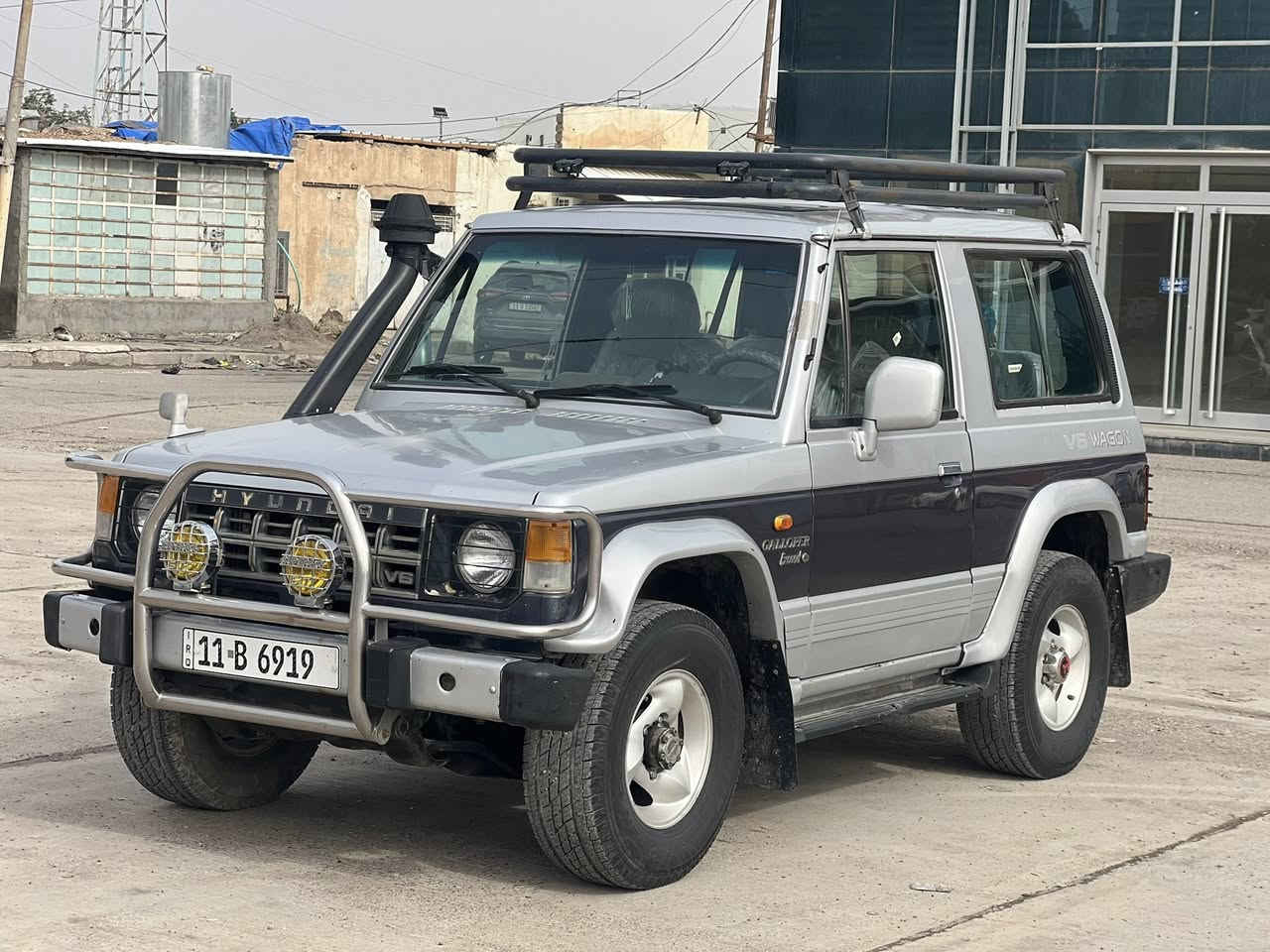 سلام عليكم للبيع اعتذر عن الاقساط والوعده كالوبر موديل 1993
كير/محرك/صدر/تايرات/باتري/كهربائيات/
كلهن شرط سياره حلوه وجاهزه ومال جناي كير محرك
شرط ع بلاد مكينه V6 شرط بدون اي عيب سياره بيها صبغ 3 مكانات فقط والباقي مكفول وكلشي شغال بيها تايرات صدر كله جديد 
السياره مابيها اي تحوير كلها ع وضع الشركه وعلبلاد 
… ملاحضه السياره رقم بغداد دولي سنويه لغاية 2030   وهزه جديده شرط التحويل والغرامات رقم مميز السعر 63 وبيها مجال سياره شرط احلا من الصور مكان السياره صلاح الدين تكريت رقم الهاتف للاستفسار ***********
