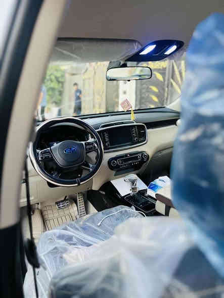 السلام عليكم كي سورنتو موديل ٢٠ خليجي مكفوله كفاله عامه فول عده بله بنورامه سعر ٢٥٥بيه مجال قليل رقمي ***********
