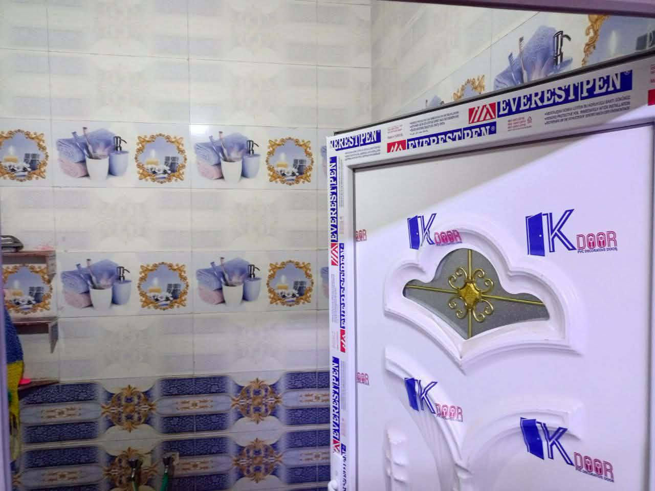 بيت للبيع ٢٠٠متر طابو صرف بسمي
يتكون من ٦ غرف ٤ فوك وثنين جوه وصالتين واستقبال ومطبخ
سطح شتايكر كامل من كلشي بيت جبير وحلو
العنوان شارع الشمري الشارع مال مدرسة التضامن 
الابتدائية سعر ٩٨ وبي مجال ***********
