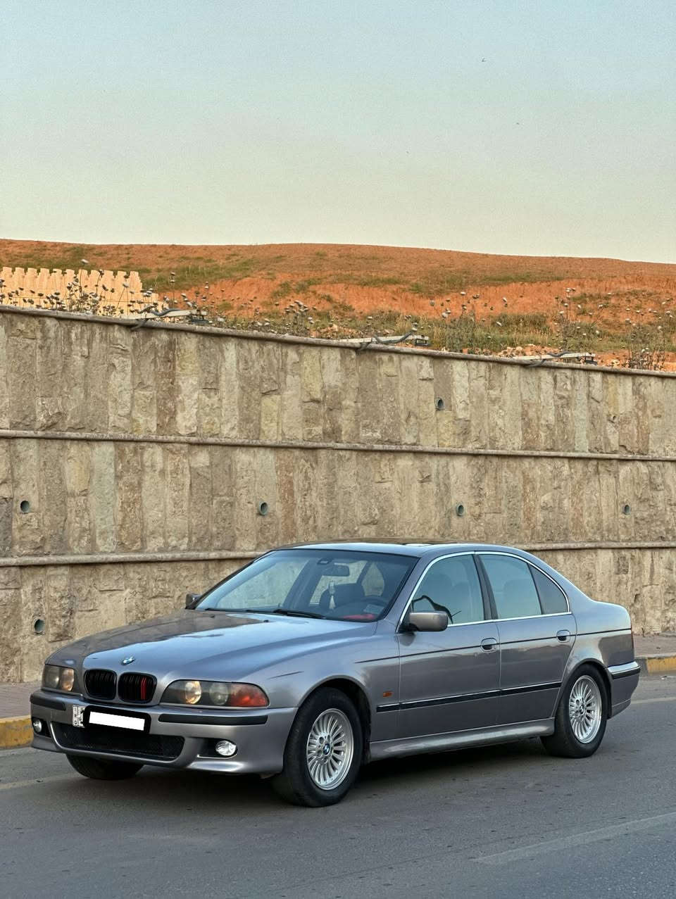بيئم صقر 
موديل ٩٦
حجم٥٢٨
رقم نينوى 
شرط التحويل 
.
صبغ عام جماليه 

.
المواصفات
كشنات كهرياء 
تحكمات ستيرن 
اربع جام كهرباء 
فتحه سقف 
كير مكينه بشرط الفحص
وايرمينه شرط 
مكينه كبس
طخم جديد
السياره جاهزة من كل النواحي ما تحتاج مصرف 
.
العنوان الموصل حي نركال 
لمعرفه السعر الاتصال على الرقم 
***********
