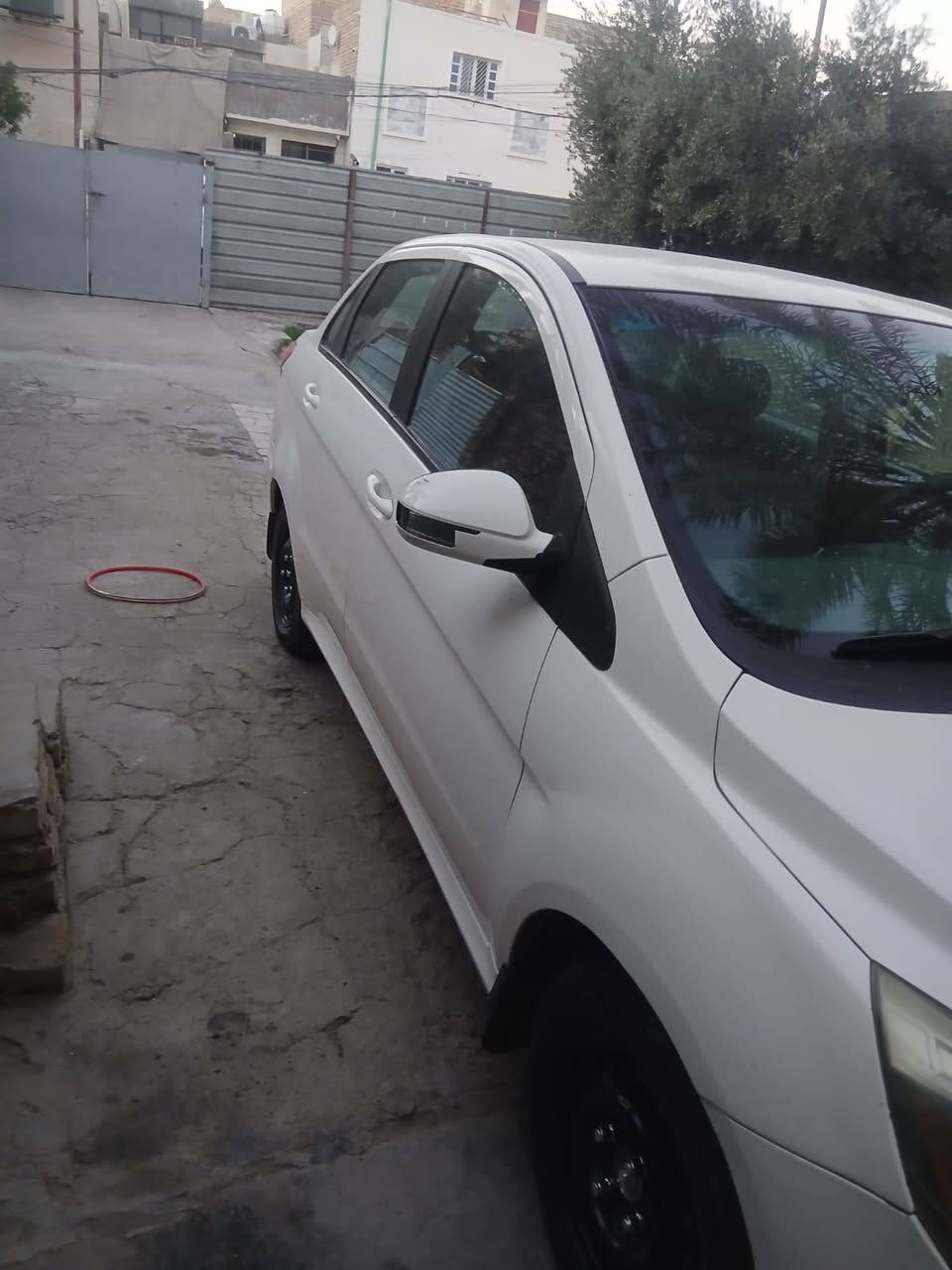 السلام عليكم سيارة بايك للبيع موديل ٢٠١٩  رقم انكليزي  هزة جديدة سنوية ٢٠٢٩ سيارة باسمنا  السعر  ٧٨ ورقة وبيهة مجال السونار مرفق مع الصور مكاني بغداد هاتف ***********
