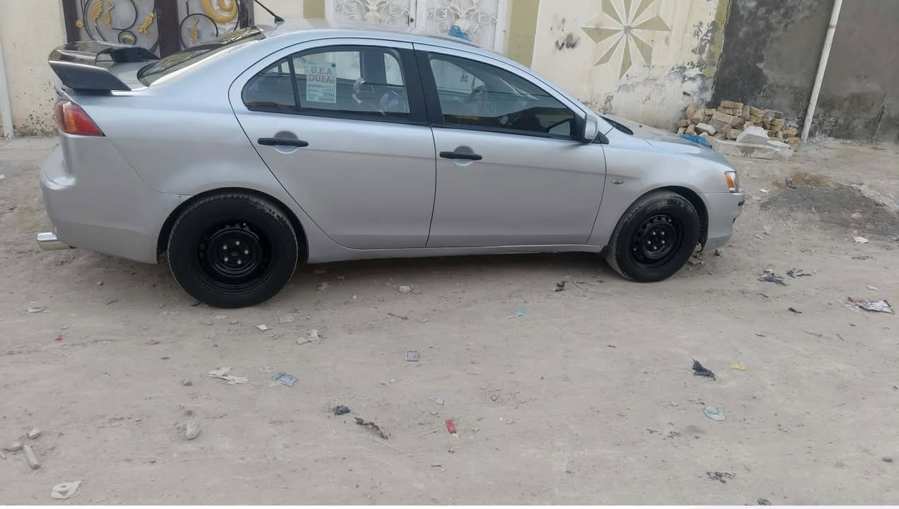 السلام عليكم لانسر قرش موديل ٢٠٠٨ تبريد حدادية كهرباء جاهزه من كلشي مكينه ٢٤٠٠ كير عادي رقم ذيقار مميز ٣ ارقام بسمي سنويتها لل ٢٠٣٥ السعر ٧٠ بيها مجال
***********
