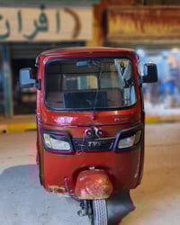 تكتك. TVS. 2019للبيع تكتك حلوه ومرتبه التكتك مفتوحه مبدل بيه(زنجيل+ولف...