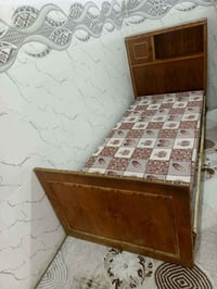 جربايتين • سرير • للبيع