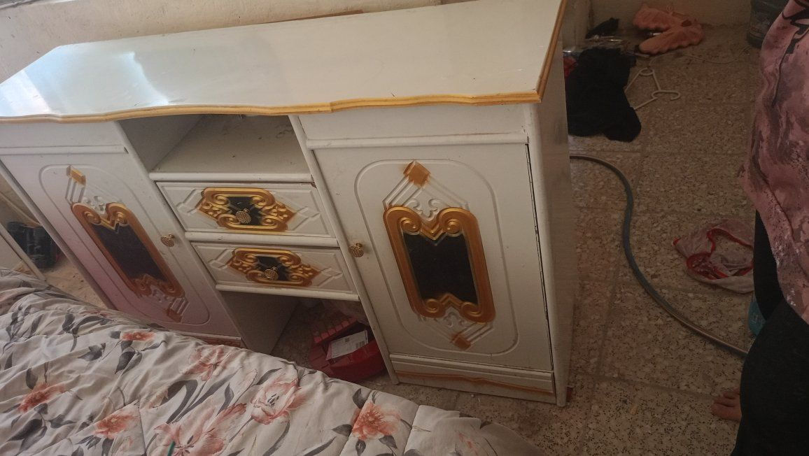 عندي غرافه نوم عراقي صباخ حرارب. نضيفه حلوه سبب لبيع ماعندي مكان كتنور مفصخ وجربيه ولبقي كامل سعر 650


**إذا كنت صاحب هذا الإعلان وتريد حذفه لأي سبب، رجاءا أرسل رسالة إلى الدعم الفني**