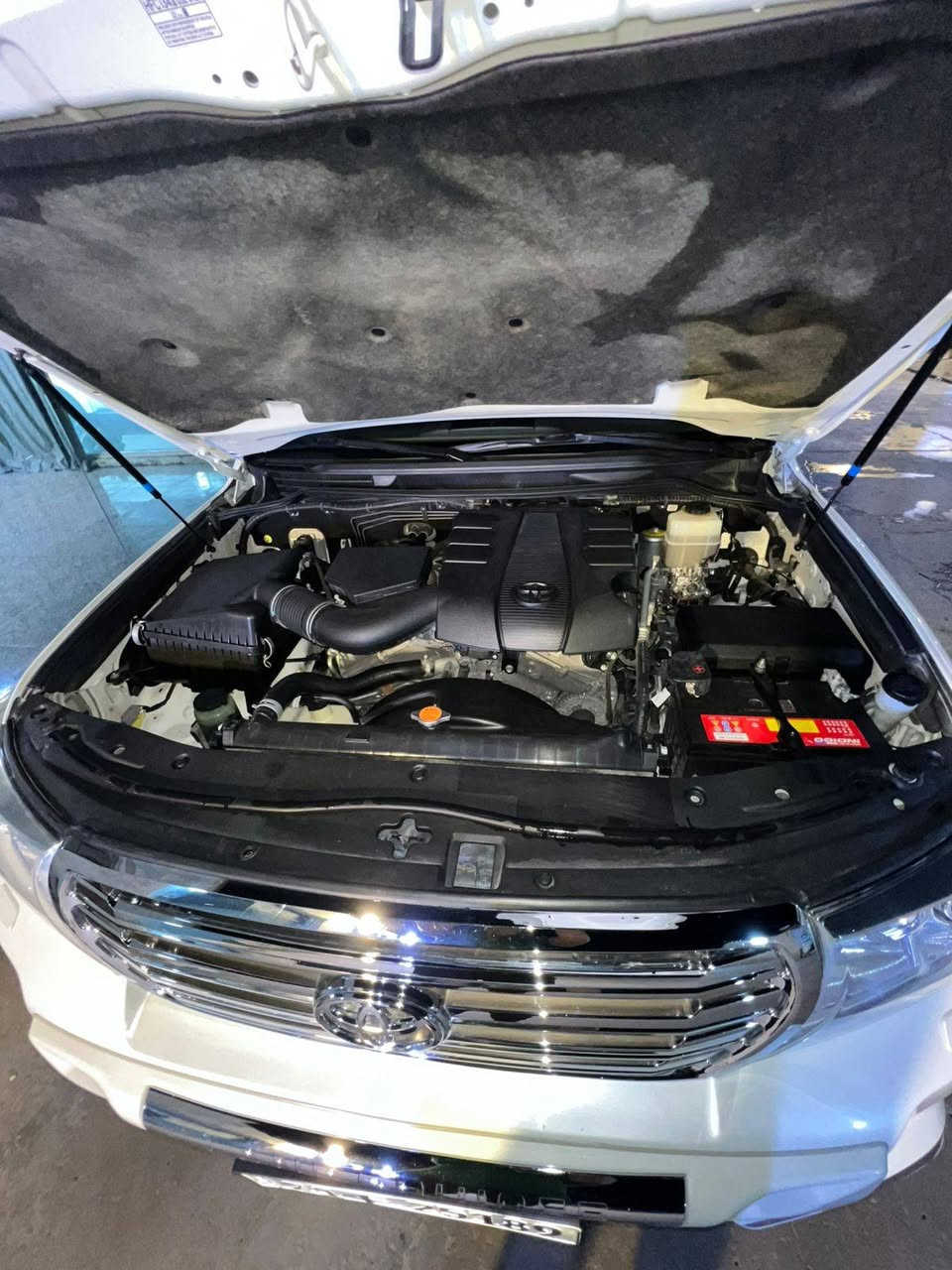 🚘 للبيع لاندكروزر موديل 2012
✅ السيارة بحالة ممتازة جداً
✅ ممشى: 125000 ألف حقيقي شرط 
✅ مكفولة كفالة عامة شرط 
📍العنوان: ميسان 
للاستفسار : ***********
السعر : 375 $ بيه مجال بسيط
