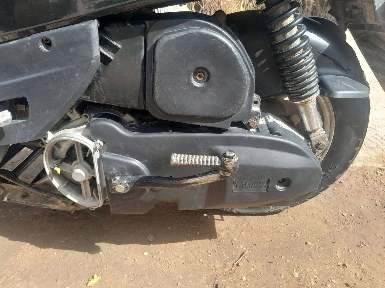 السلام عليكم شباب دراجه بوليس مسطره موديل 2012دراجه نقصها كهربايات ماتشتغل شلعه ومعدل بوشه 55بيع ومراوس السعر 350 حك الجيه العنوان كربلاء العطيشي***********
