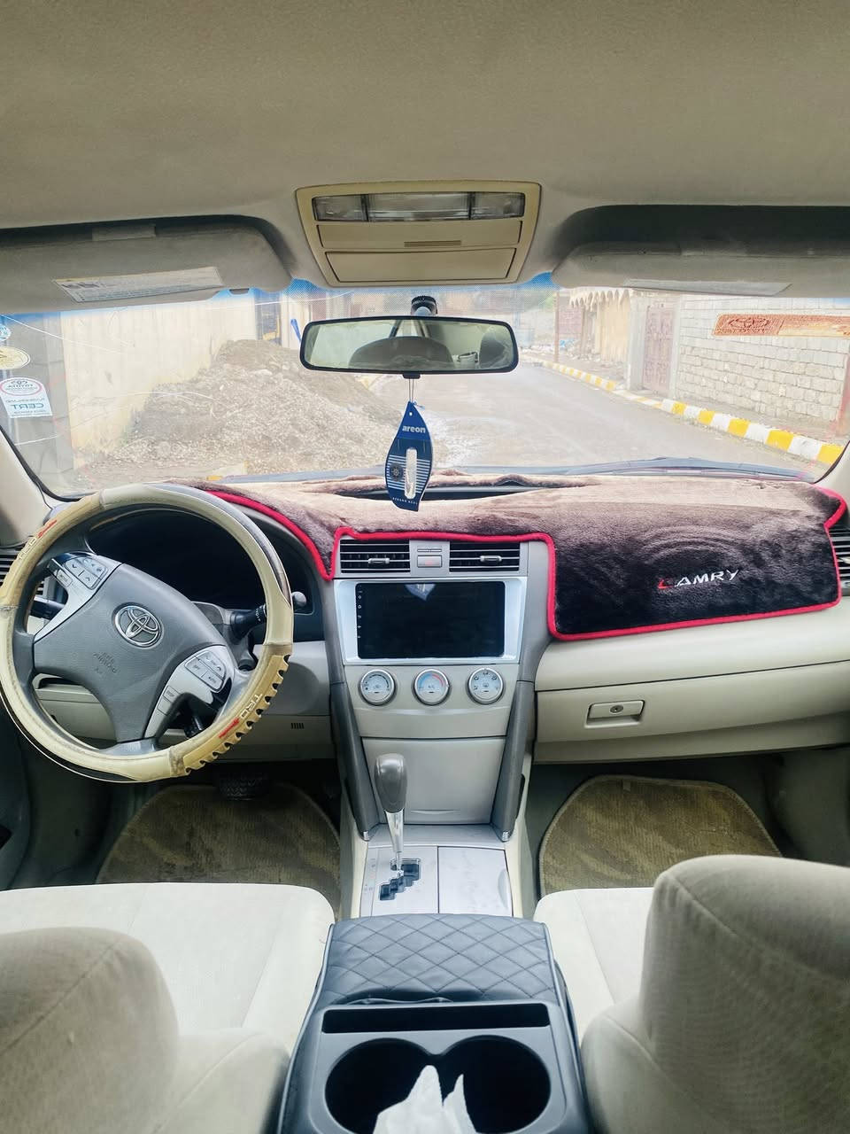 السلام عليكم كامري للبيع موديل2010 أمريكي محرك كير شرط سنويه ل28 تحويل مباشر صاحبها جيراني شرط التحويل و القرامات السياره بيها صبغ يم الايت الأمامي شبر فقط والباقي كفاله مواصفات السياره تحكم ستيرن جهتين كشن كهربائي حساسات خلفيه كامره خلفيه تدفئه تبريد خلفي السياره نضيفه صدر جديد وتخم تايرات جدد لايت زنون سعر السياره 110 بيها مجال بسيط مكاني صلاح الدين بيجي رقم الهاتف (***********) ***********
