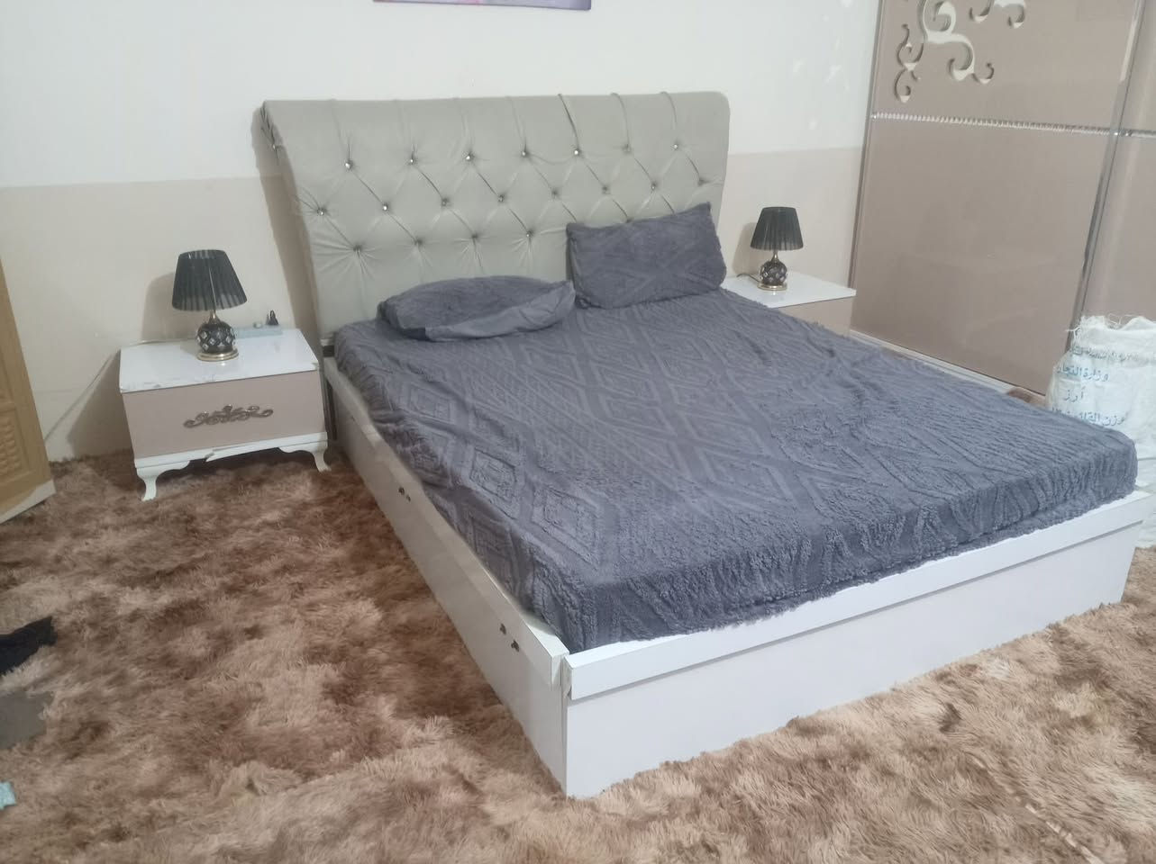 مكلفه بنشر غرفة نوم للبيع سعرهم ٢٥٠ بي مجال بسيط ٦قطع متكون كل غرفه


**إذا كنت صاحب هذا الإعلان وتريد حذفه لأي سبب، رجاءا أرسل رسالة إلى الدعم الفني**