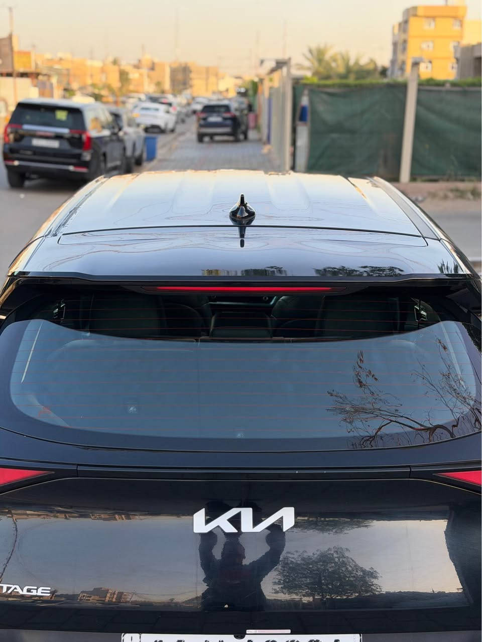 كيا سبورتج 2023 
ماشية 44 الف 
حادث بنيد فقط بدون دواخل 
بدون ايرباك
موصفات 
Auto hold
نظام منحدرات
حساسات امامي خلفي رادار امامي خلفي 
رادارات جانبي
بصمة
تشغيل عن بعد 
تدفئة كشنات
كشنات جلد
فول سستم 
هاند بريك بصمة
3انظمة قيادة
تخم تاير جديد
رقم بغداد دولي بأسمي تحويل مباشر 
*********** بغداد, العراق
