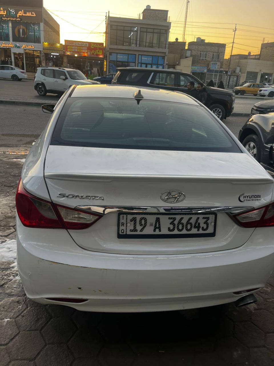 السلام عليكم 
Sonata  موديل 2012 للبيع 
السيارة حادثهة بنيد فقط
والسيارة مكينة وكير مكفولات
بصمة تدفئة تبريد كشنات جلد 
معروضه 95 وبيهة مجال
***********
