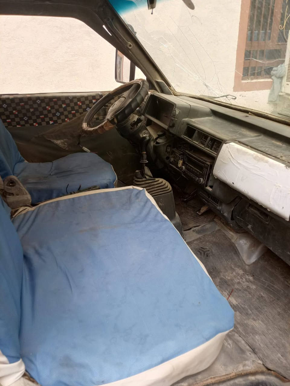 السلام عليكم كيا بستا موديل 95 سنوويه ساقطه بال 23 مكاني ابو غريب تحويل مباشر للاتصال ***********
***********

