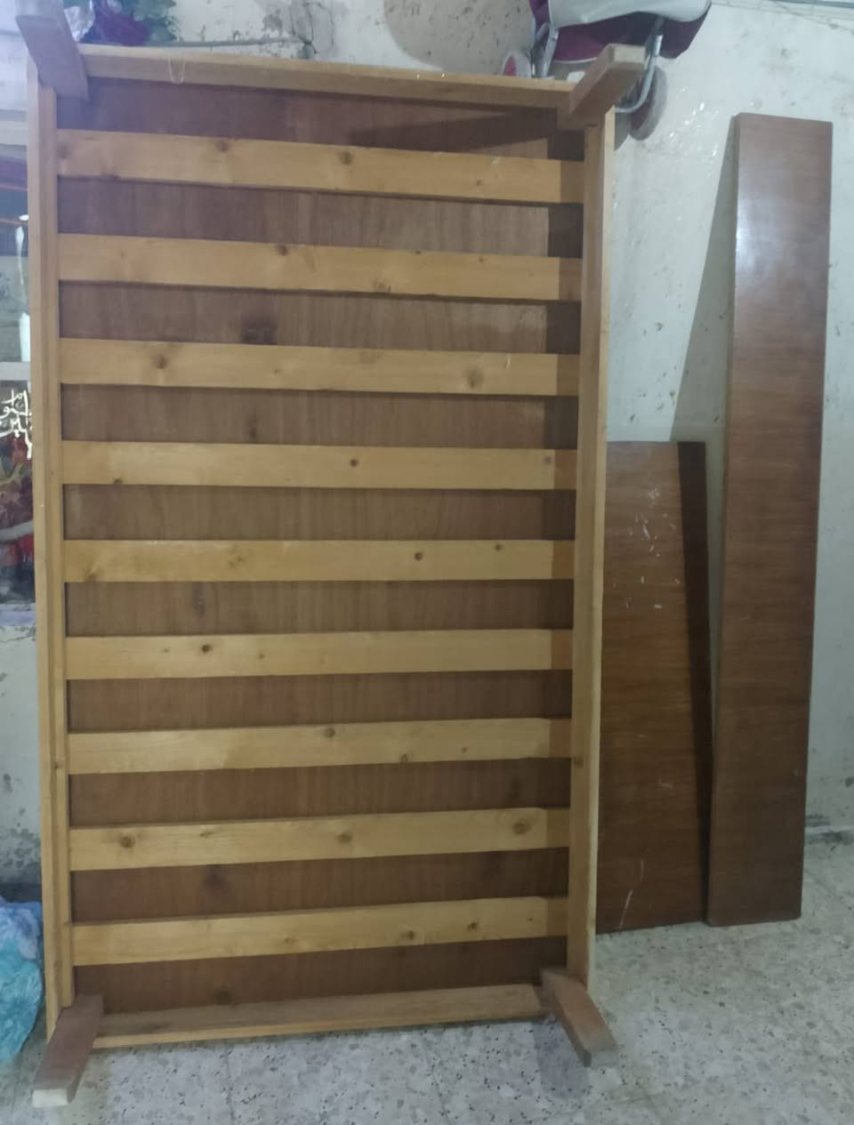 جربايه نفر جبيره مع صوميه السعر100مابيهه ضرر 
العنوان:بغداد/شارع الكفاح ـقرب قنبر علي 
الرقم :*********** واذا تحبون تواصلوا ويايه عالمازنجر
