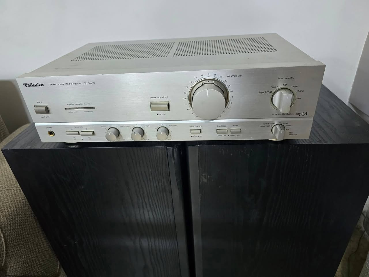 امبيفاير. مضخم صوت ماركة تكنيكس  من مجموعة AA  فول مواصفات ماركه معروفه  450 واط   حقيقي  ياباني  شرط لا فتح ولا تصليح على بلاد مال جناي كلش نظيف كهرباء 220 فولت 
 فقط الجهاز بدون اي شئ لان  يوجد فديو يوضح عمل الجهاز السعر 350 الف العنوان البصره


**إذا كنت صاحب هذا الإعلان وتريد حذفه لأي سبب، رجاءا أرسل رسالة إلى الدعم الفني**