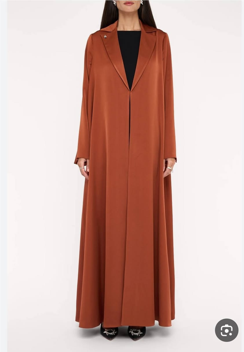 عباية كويتي جديدة غير مستخدمة الخامة متحتاج اوتي
قياس ٤٤الى٤٨  تلبس إلى لحد وزن ٩٠ 
@إشارة


**إذا كنت صاحب هذا الإعلان وتريد حذفه لأي سبب، رجاءا أرسل رسالة إلى الدعم الفني**